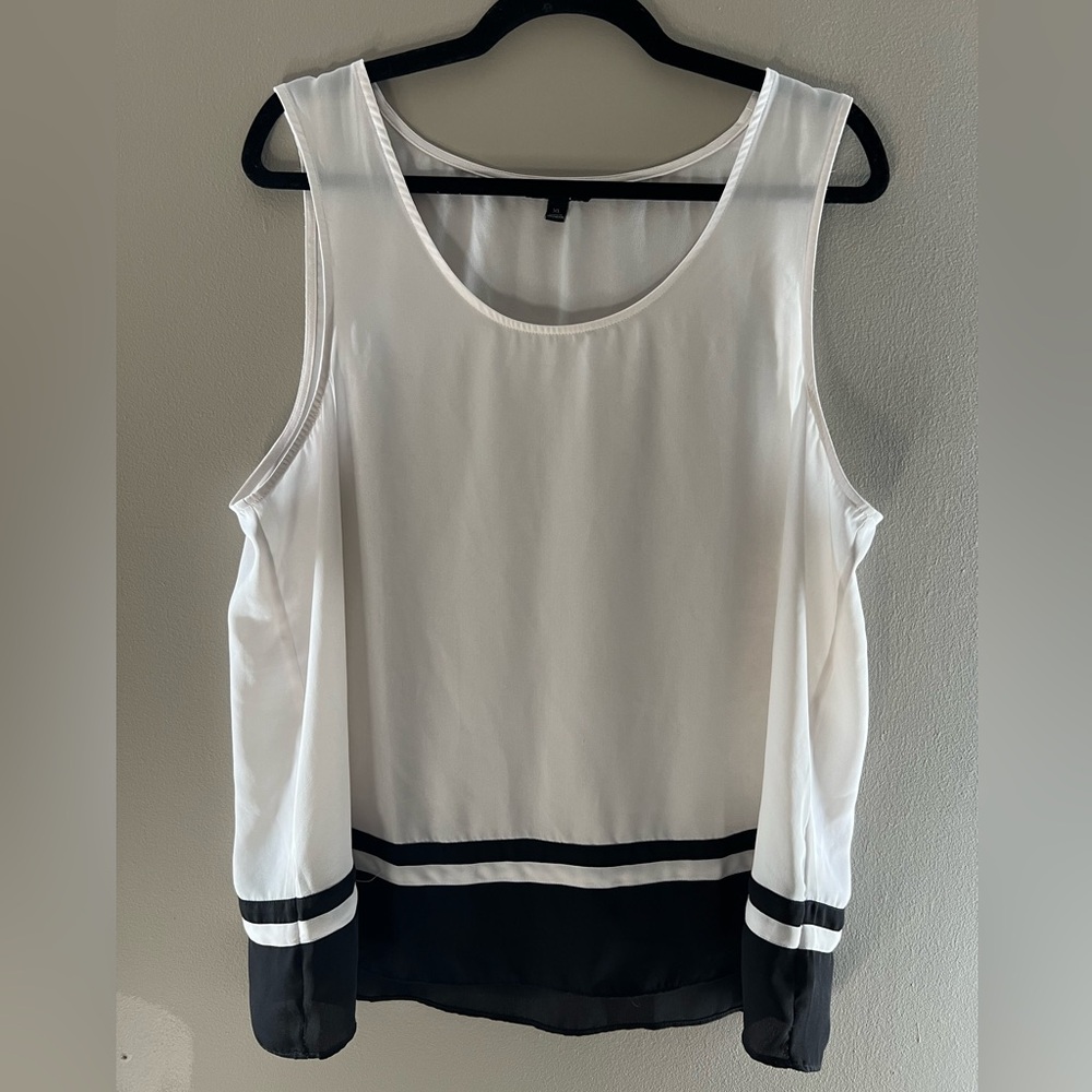 Banana Republic Sleeveless Blouse Size XL
